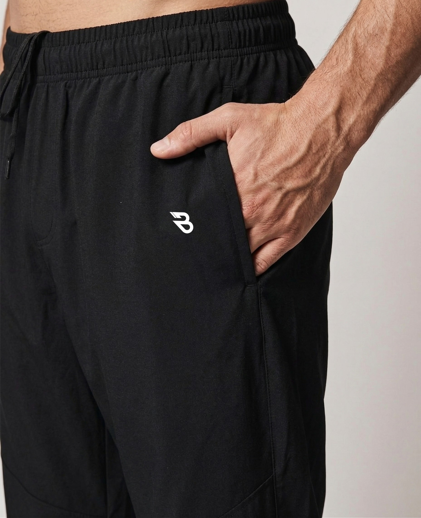 CoreMove Quarter Shorts - Black