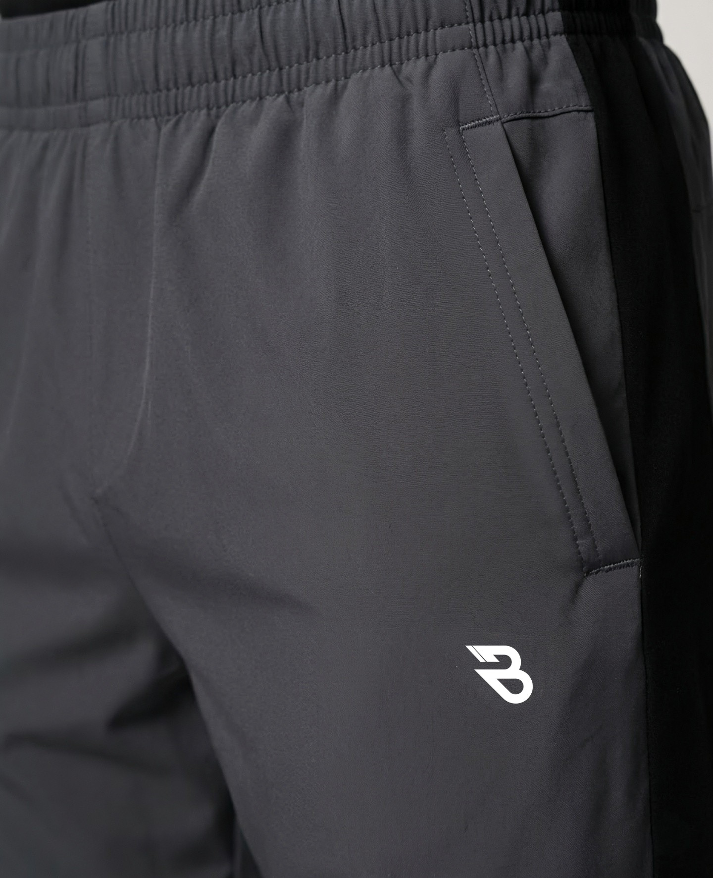 DryMotion Quarter Shorts -Grey