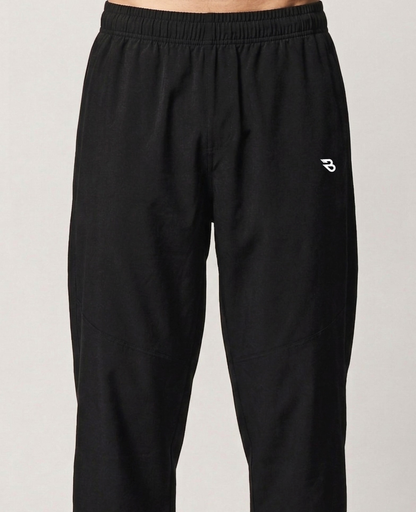 CoreMove Quarter Shorts - Black